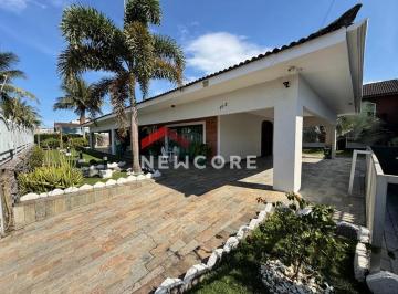 Casa · 486m² · 7 Quartos · 8 Vagas · Casa em Rua José Romualdo Mendes - Jardim Ribamar - Peruíbe/SP