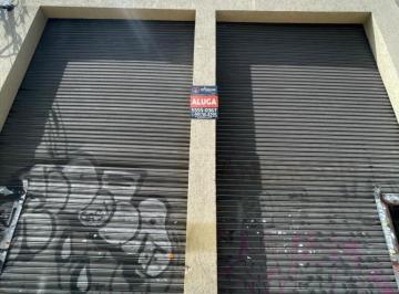 2022/02/06eb4b974fcc9d36ffc7cfcabec2208b.jpg · Loja para locação, 300m², Centro.