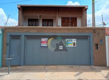 949307ba25aebffe87763fa66a45b15007ff5d04 · Sobrado com 3 dormitórios à venda, 223 m² por R$ 490.000,00 - América - Barretos/SP
