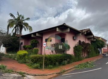 8fbbfb04cc6b679d5a7a2df881abffaad4ee07a4 · Casa com 5 dormitórios à venda, 265 m² por R$ 820.000 - Centro - Barretos/SP