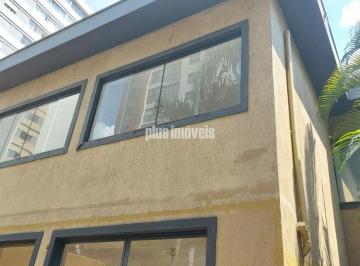 Casa · 259m² · 8 Quartos · 4 Vagas · Ótima localização.