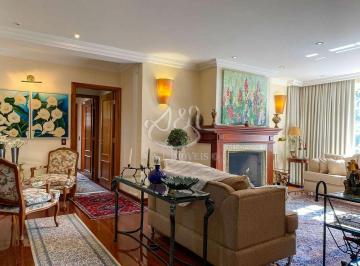 Apartamento · 210m² · 3 Quartos · 2 Vagas · Apartamento em  Campos do Jordão -  Vila Elisabeth - Capivari - Campos do Jordão/SP