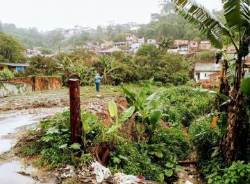 Terreno · 1003m² · Lote em Rua Maritaca - Recreio da Borda do Campo - Santo André/SP