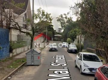 Casa · 154m² · 3 Quartos · 5 Vagas · Casa em Rua Marechal Simeão - Passo da Areia - Porto Alegre/RS