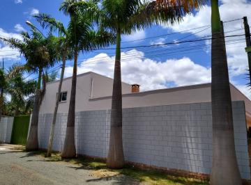 Rural · 1049m² · 4 Quartos · 3 Vagas · Chácara em Residencial Fechado