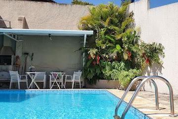 1ec63c56050acc341877402fe71f059893b742be · Casa com 3 dormitórios sendo 1 suíte à venda, 240 m² por R$ 2.000.000 - Da Saúde - Poços de Caldas/M
