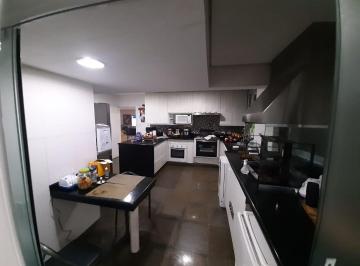 Apartamento · 200m² · 3 Quartos · 2 Vagas · Apartamento em Avenida Presidente Wilson - José Menino - Santos/SP