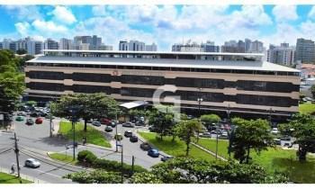 Comercial · 219m² · Loja com 219m² no Shopping Itaigara.
