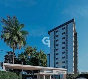 Apartamento · 53m² · 2 Quartos · 1 Vaga · 2/4 com suíte, varanda e lazer no Resid. Lagoa do Jockey.