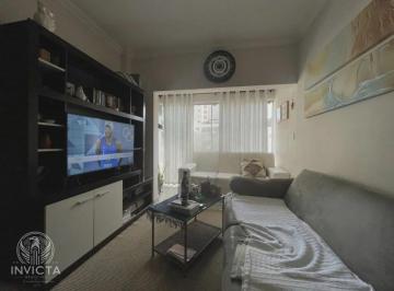 Apartamento · 81m² · 2 Quartos · 1 Vaga · Apartamento a venda no Edifício Itajaí em Balneário Camboriú