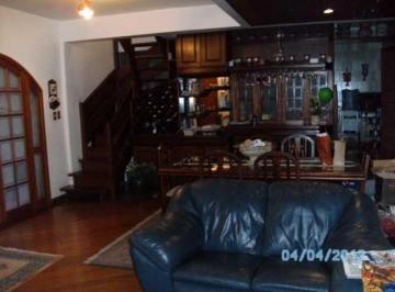 Casa en Venda de 3 quartos Higienópolis · Casa em Rua Luzitana - Higienópolis - Porto Alegre/RS