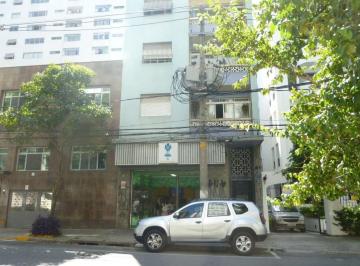 Casa · 382m² · 3 Quartos · Casa em Rua Batataes - Jardim Paulista - São Paulo/SP