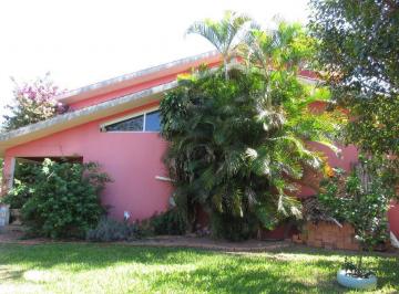 Casa · 270m² · 3 Quartos · 4 Vagas · Casa em  Rua Caribe - Ipanema - Porto Alegre/RS