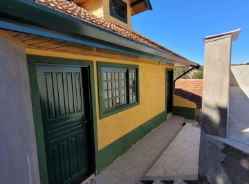 Casa · 250m² · 6 Quartos · 2 Vagas · Casa em Rua da Neblina - Brancas Nuvens - Vila Abernéssia - Campos do Jordão/SP
