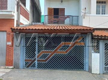Casa · 180m² · 3 Quartos · 2 Vagas · Sobrado com piscina à venda de 180m², com 3 quartos e 2 vagas, em Santana.