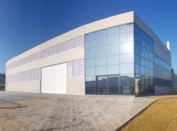 Foto 01 · Galpao novo em Atibaia SP. 650 m2 de construção  1.000 m2 de terreno