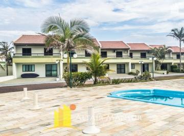 Casa · 170m² · 5 Quartos · 2 Vagas · Sobrado Beira-Mar à Venda 170m² - 5 Quartos 2 Vagas Mobiliado - Paese, Itapoa/SC