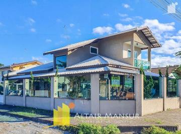 FACHADA · Casa Alto Padrão à Venda 250m² - 4 Quartos, 4 Vagas, Varanda e Deck, Itapoá - SC