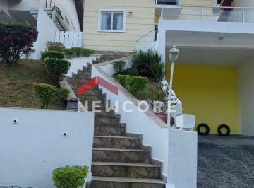 Casa · 210m² · 3 Quartos · 4 Vagas · Casa de condomínio em  Estrada Estadual Barueri-Itapevi - Parque Nova Jandira - Jandira/SP