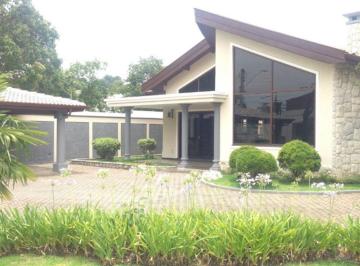 Casa · 451m² · 5 Quartos · 3 Vagas · Casa de condomínio em Rua dos Colibris - Condomínio Flamboyant-B - Atibaia/SP