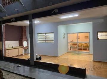 Foto 01 · Edícula assobradada, ampla e arejada, localizada em rua sem saída a uma quadra da praia, no Jardim S