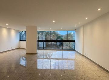 Apartamento de 3 quartos, Brasília · Alugo apt reformado, nascente, 04 vagas, cobertura coletiva com piscina e espaço gourmet novinho.