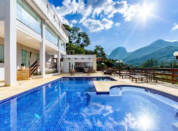 Casa · 539m² · 4 Quartos · 2 Vagas · Casa com 4 quartos em condomínio no Quebra Frascos, Teresópolis.