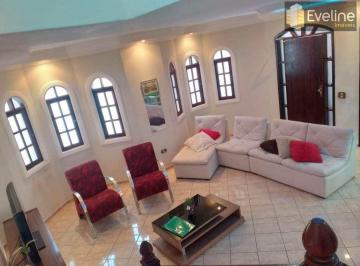 Casa · 226m² · 3 Quartos · 3 Vagas · Casa com 3 dorms, Jardim Bela Vista, Mogi das Cruzes - R$ 750 mil, Cod: 2454