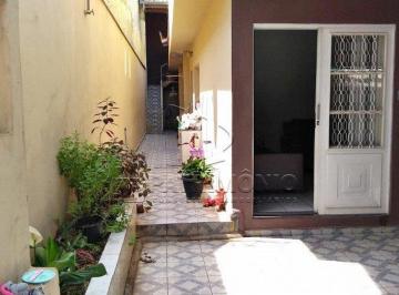 78590_i3592_785906228f916175cb.jpg · CASA,3 Dormitorio(s) bairro Santa Lúcia