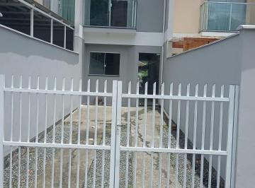 Casa · 71m² · 2 Quartos · 2 Vagas · Sobrado com 2 dormitorios