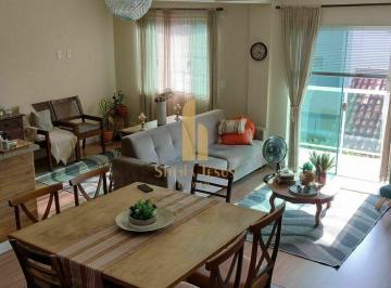 Casa · 142m² · 3 Quartos · 2 Vagas · Belíssimo Sobrado na Praia dos Amores em Balneário Camboriú!