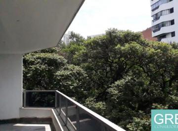 Foto 01 · Apartamento amplo bem localizado a venda, Campo Belo - São Paulo.