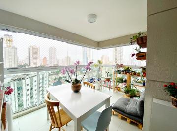 Apartamento de 2 quartos, São Paulo · Apartamento em andar alto, face norte c/ varanda gourmet.