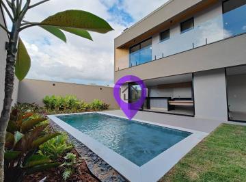 0e4c6b3c4bafbafcefb358244b5aa7d1e4c87a5c · Casa com 3 suítes no Condomínio Las Palmas, 200m² construídos em Pouso Alegre. Destaques: piscina pr