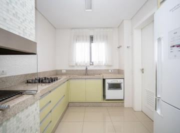 Apartamento · 121m² · 3 Quartos · 2 Vagas · Apartamento com 3 Quartos para Alugar no Centro