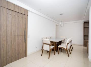 Apartamento · 121m² · 3 Quartos · 2 Vagas · Apartamento com 3 Quartos para Alugar no Centro