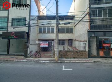 Foto 01 · Casa com excelente localização à venda no centro de Guarapari/ES.