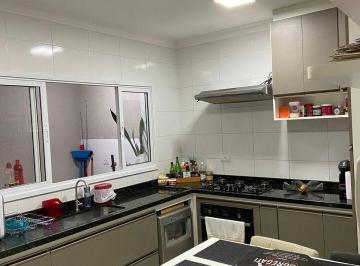 Casa · 105m² · 3 Quartos · 2 Vagas · Sobrado 3 Dormitórios em Rua Fechada com Guarita (Jardim Marajoara)