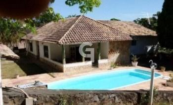 Rural · 900m² · 5 Quartos · Excelente sítio c/ 5 suítes, casa para caseiro, piscina, churrasqueira e árvores frutíferas -Itapuã