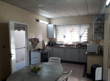 Foto 01 · Casa 200m2, 3 Dormitórios, 1 Banheiro, 5 Vagas de Garagem, Moveis Planejados, Edícula com 1 Quarto e