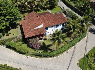 Casa · 304m² · 4 Quartos · 4 Vagas · Linda casa colonial em cond com praia particular