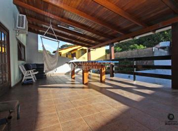 Casa · 260m² · 3 Quartos · 2 Vagas · Casa no bairro Rubem Berta