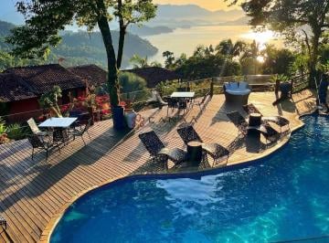 Casa · 1200m² · 14 Quartos · 10 Vagas · OPORTUNIDADE! Linda pousada de luxo com vista espetacular