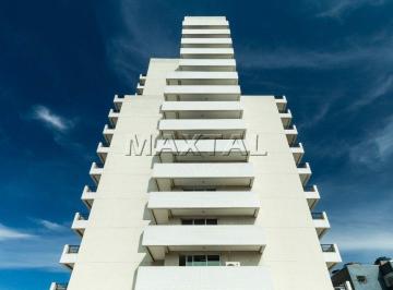 Comercial · 35m² · 1 Vaga · Sala comercial à venda de 35m², 2 banheiros, varanda e vaga de garagem, em Santana.