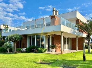 Casa · 459m² · 4 Quartos · 2 Vagas · Casa condomínio Beira mar de alto padrão 04 suites