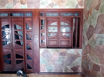 Porta de Entrada · Casa no Acupe de Brotas 3/4 com Laje Livre, 2 Garagens, área aberta com Quintal.