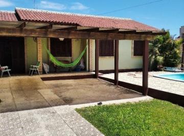 Apartamento · 120m² · 4 Quartos · CASA COM PISCINA Á 150 METROS DO MAR