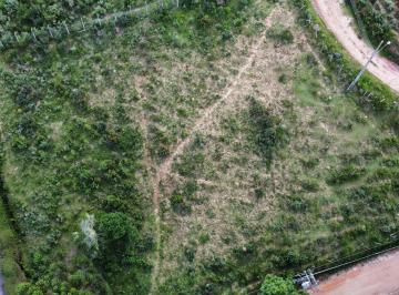 Terreno , Campos do Jordão · Amplo terreno com excelente aproveitamento à venda em Campos do Jordão