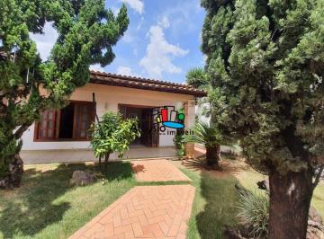 Casa · 200m² · 3 Quartos · Casa à venda, 3 quartos, 1 suíte, Iporanga - Sete Lagoas/MG