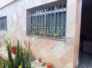 Casa · 270m² · 4 Quartos · 4 Vagas · Sobrado à venda no bairro Saúde, 4 dormitórios, 1 suíte e 4 vagas